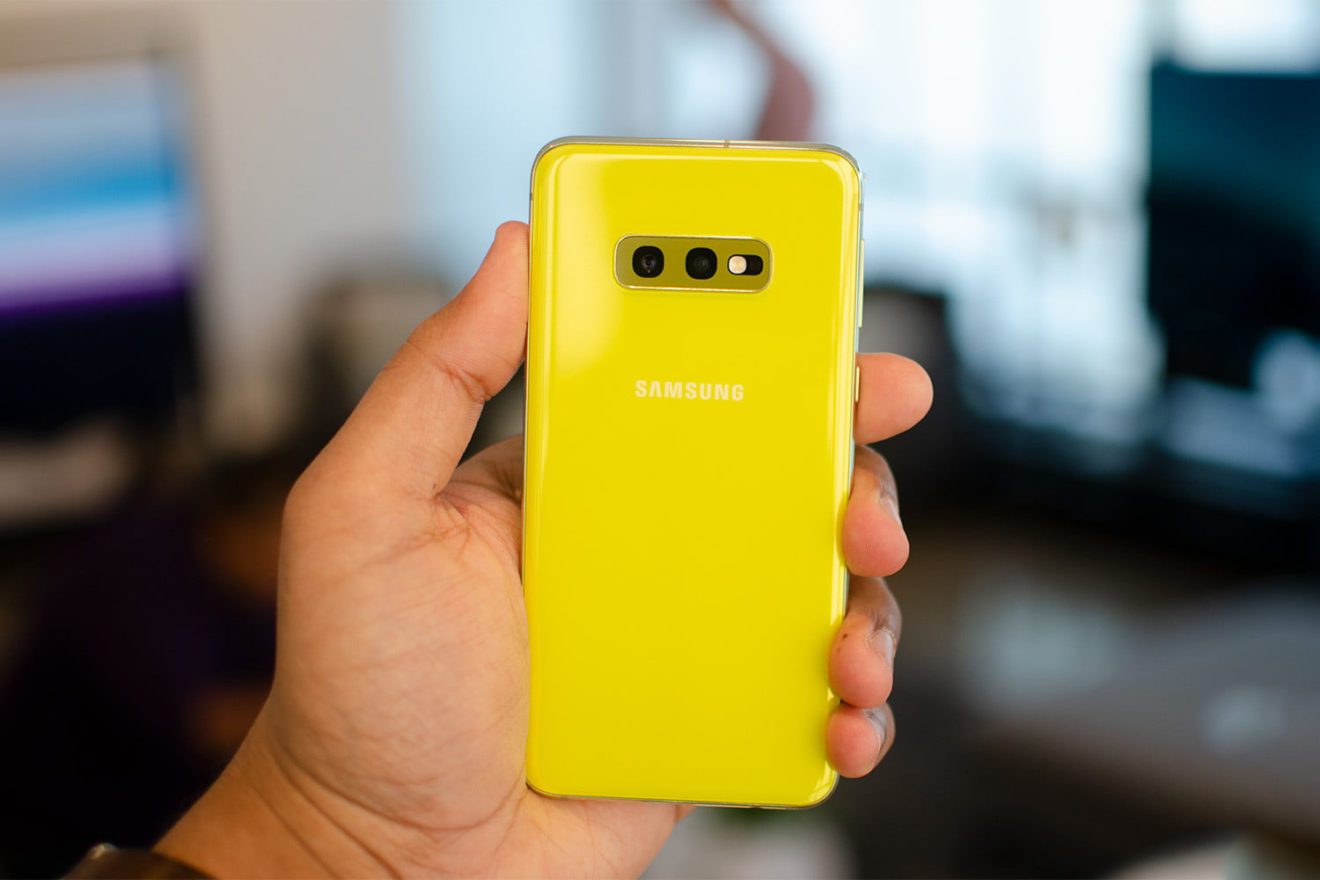 samsung galaxy s10e rating