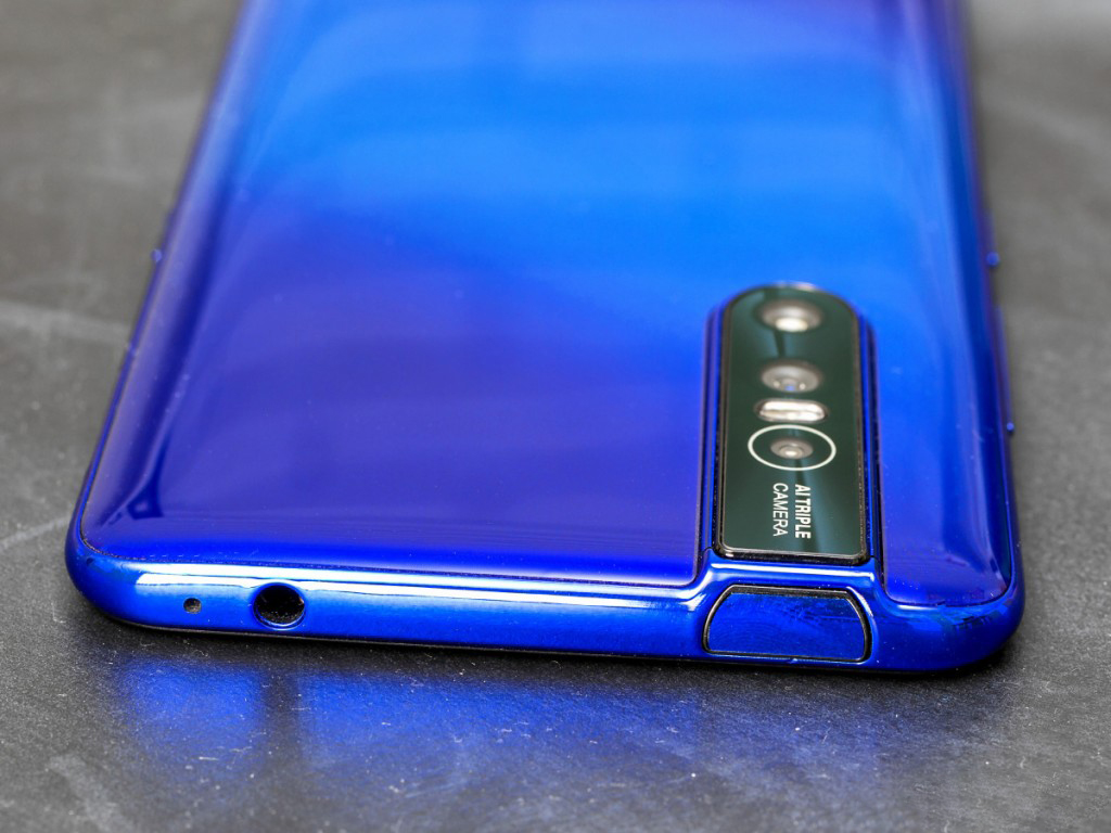 vivo V15 Pro 